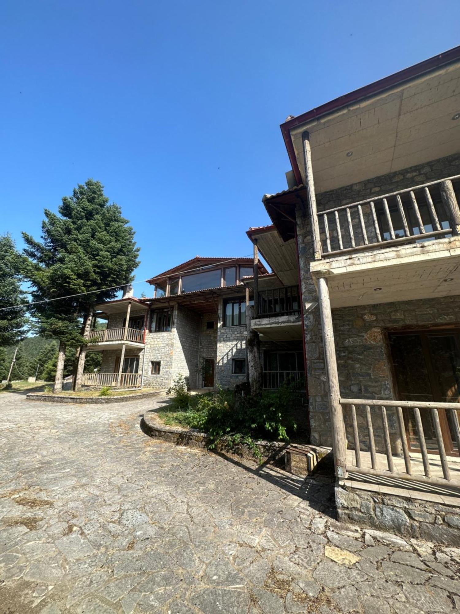 Villazia The Highest Kardharás 외부 사진